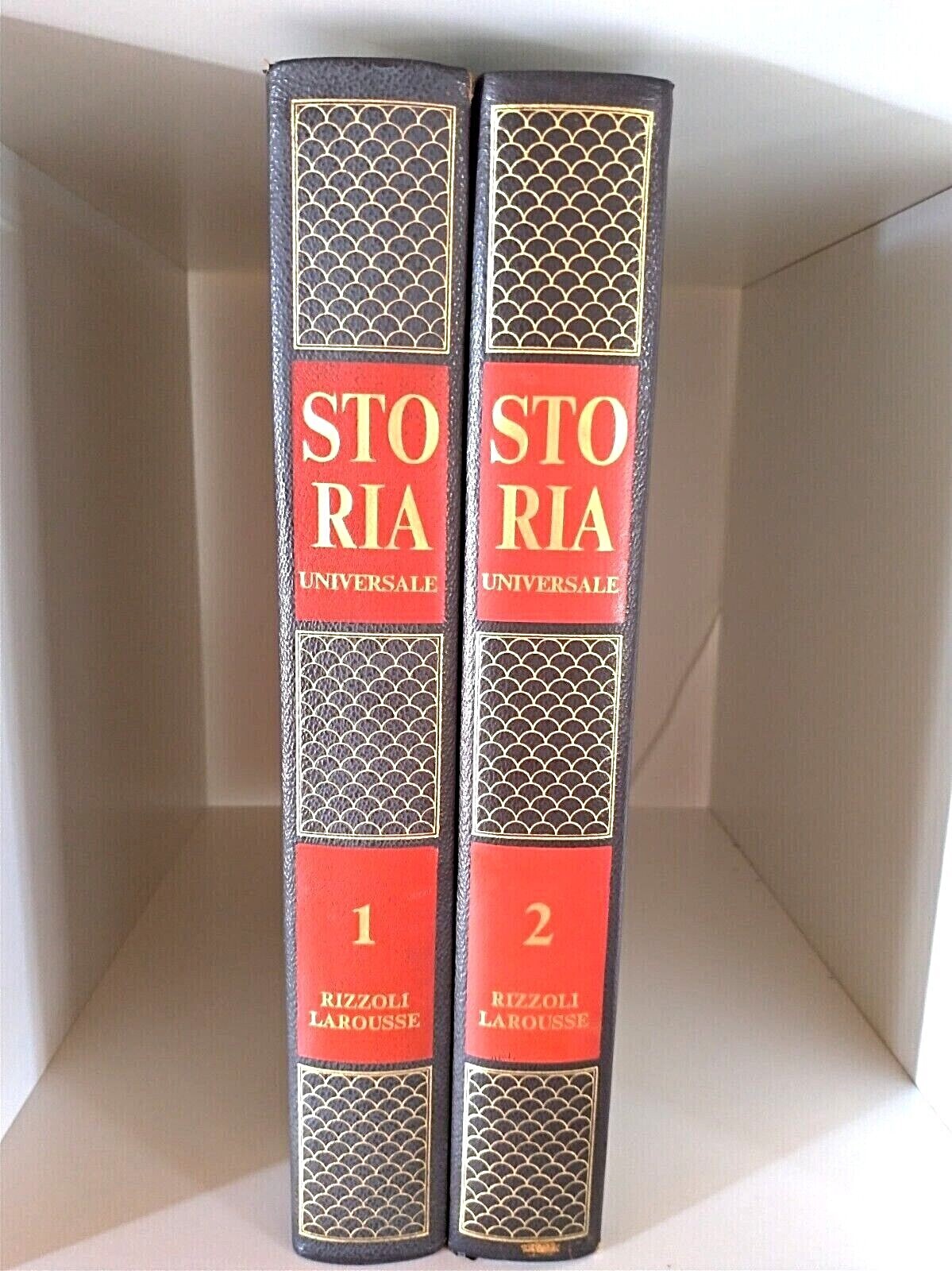 Foto 1 di 12
