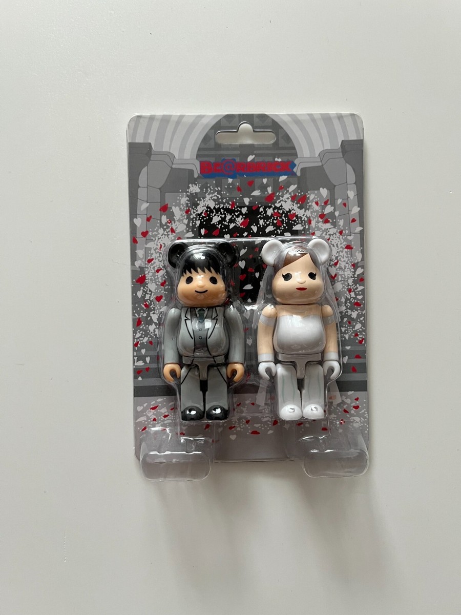 1 Bearbrick Be@rbrick 100% Medicom Toy Limited blister pack | eBay
