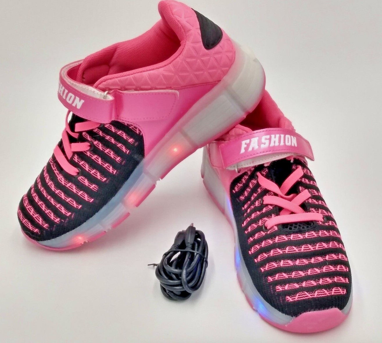 Roller Shoes Womens Light up Roller 