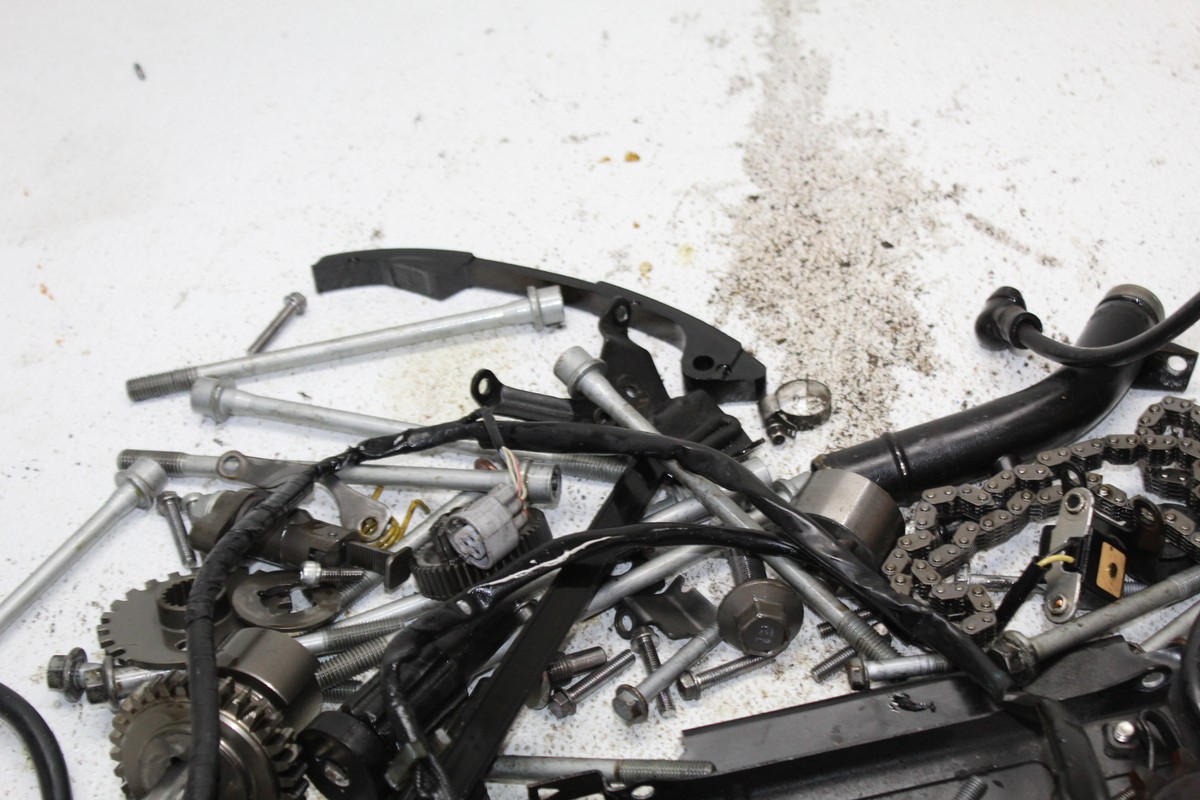 11-13 KAWASAKI NINJA 1000 ZX1000G PARTS AND HARDWARE LOT | eBay