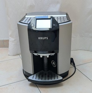 Krups EA9010 1450W Kaffeevollautomat - Edelstahl/Aluminum/Schwarz