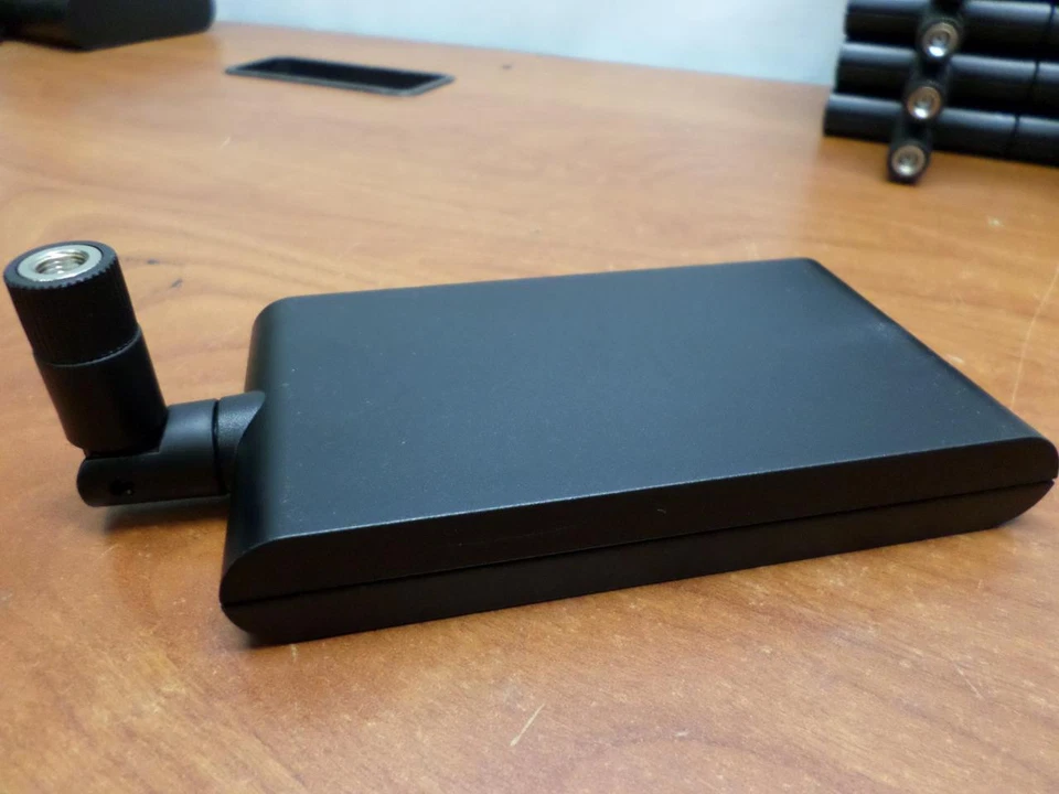 Alfa Network APA-M25 2.4GHz/5GHz Dual Band High Gain Indoor Panel Antenna - Image 4 of 4