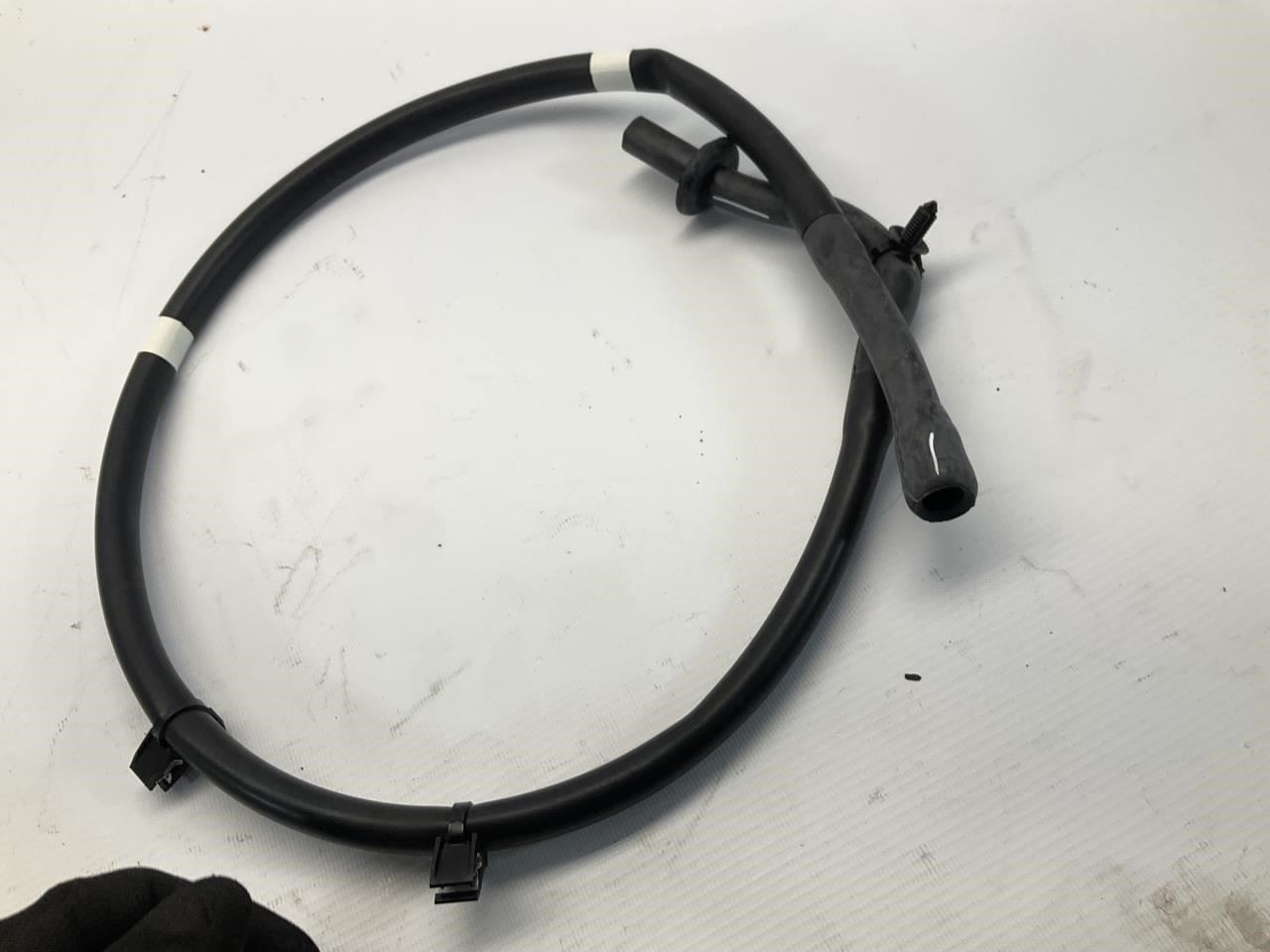17-22 Maserati Levante Rear Left Sunroof Water Drain Pipe Q