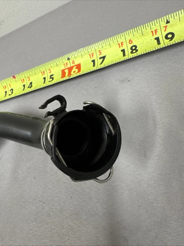 2015 MINI COOPER PACEMAN/countryman Vent Pipe Genuine 7607779 OEM . - Image 4 of 4