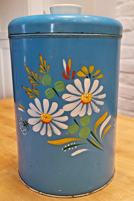 1950s/60 s Blue Ransburg  Tall Kitchen Canister Very Vintage And Calming Daisies