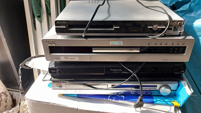 Sony DVD-Rekorder RDR-GX3 Silber DVD/DVD-RW  4 Geräte für Bastler 