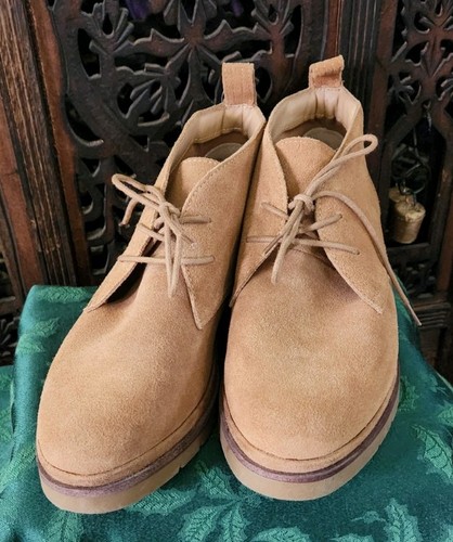 New Hush Puppies Boots Women 9.5 M Velox Chukka Tan Suede Finish Shoes Ankle