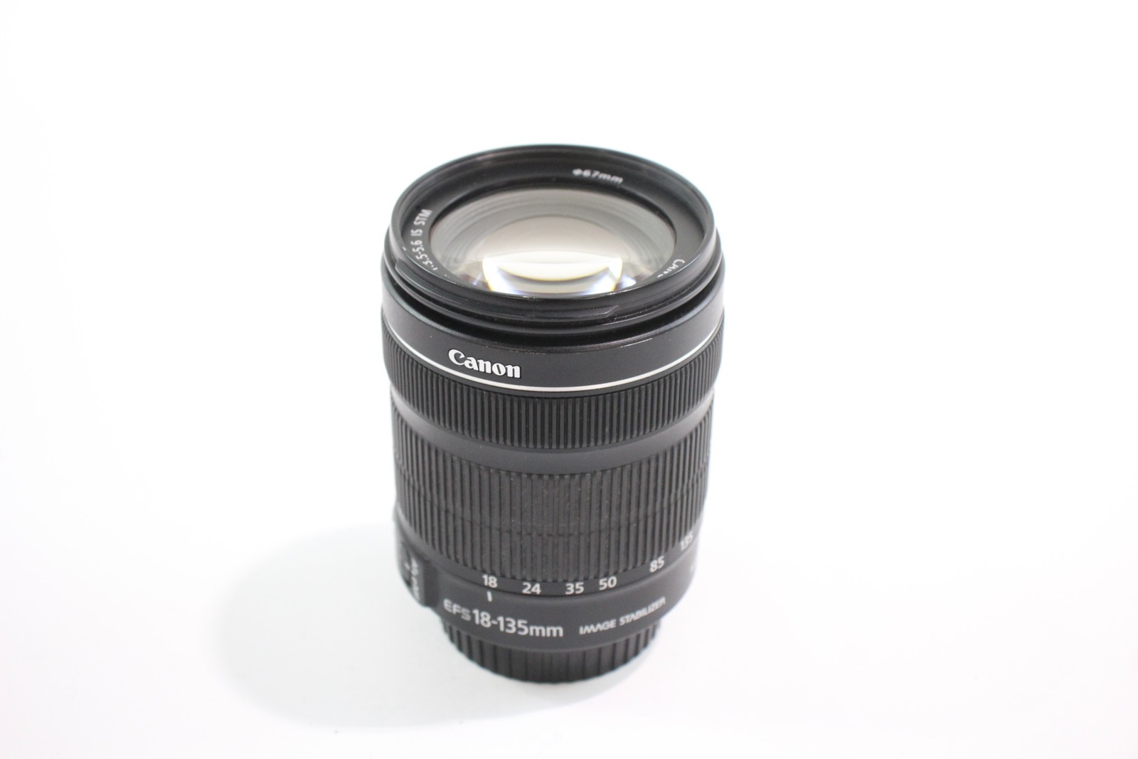 Vintage Canon EFS 18-135mm F/3.5-5.6 IS STM Auto Focus Lens Working