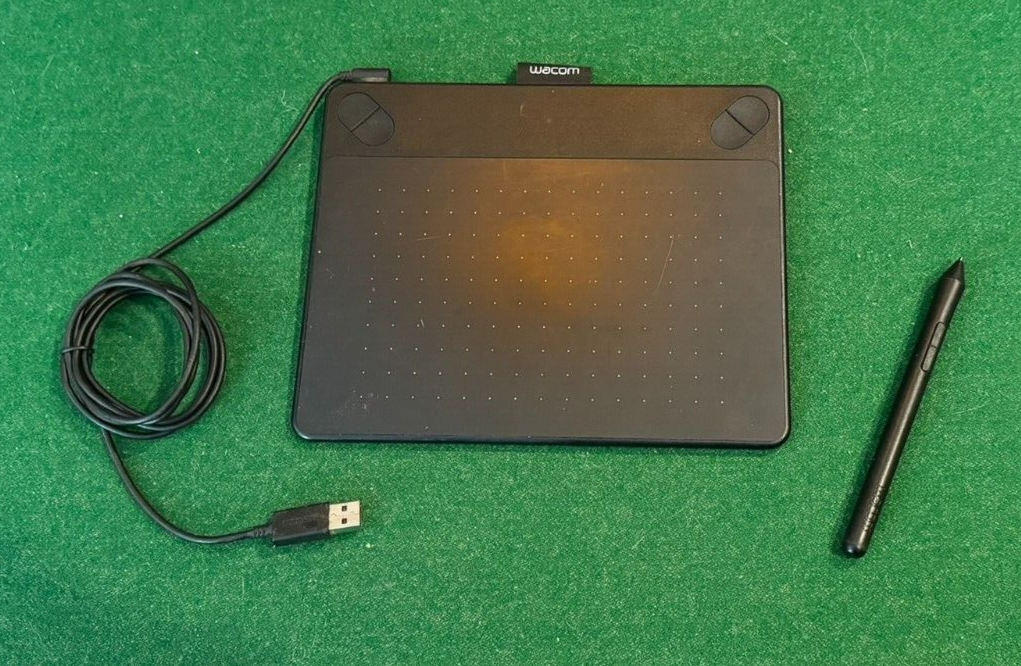 Wacom Intuos Art Pen and Touch (Old Version), Black, Small | eBay