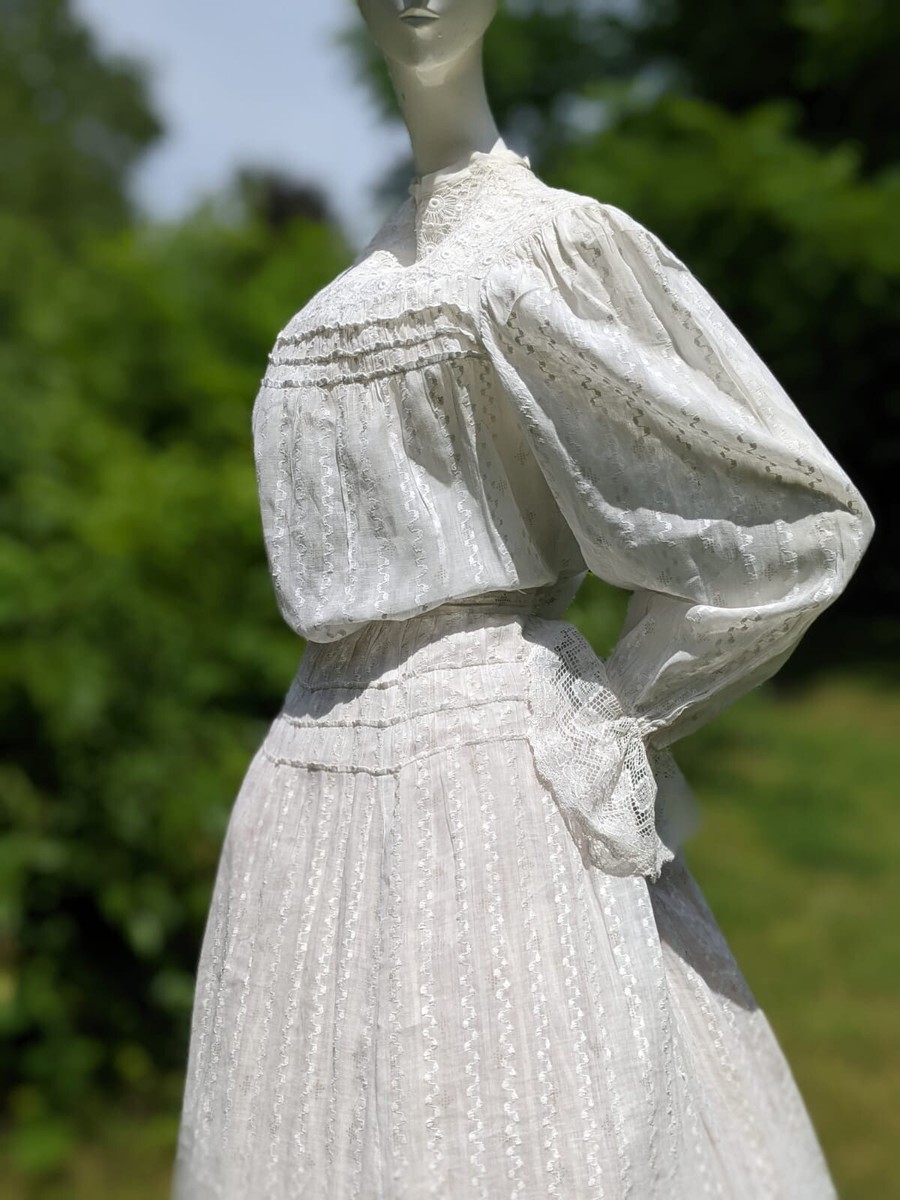 VICTORIAN TURN OF THE CENTURY COTTON SUMMER DRESS W PUFF SLEEVES 