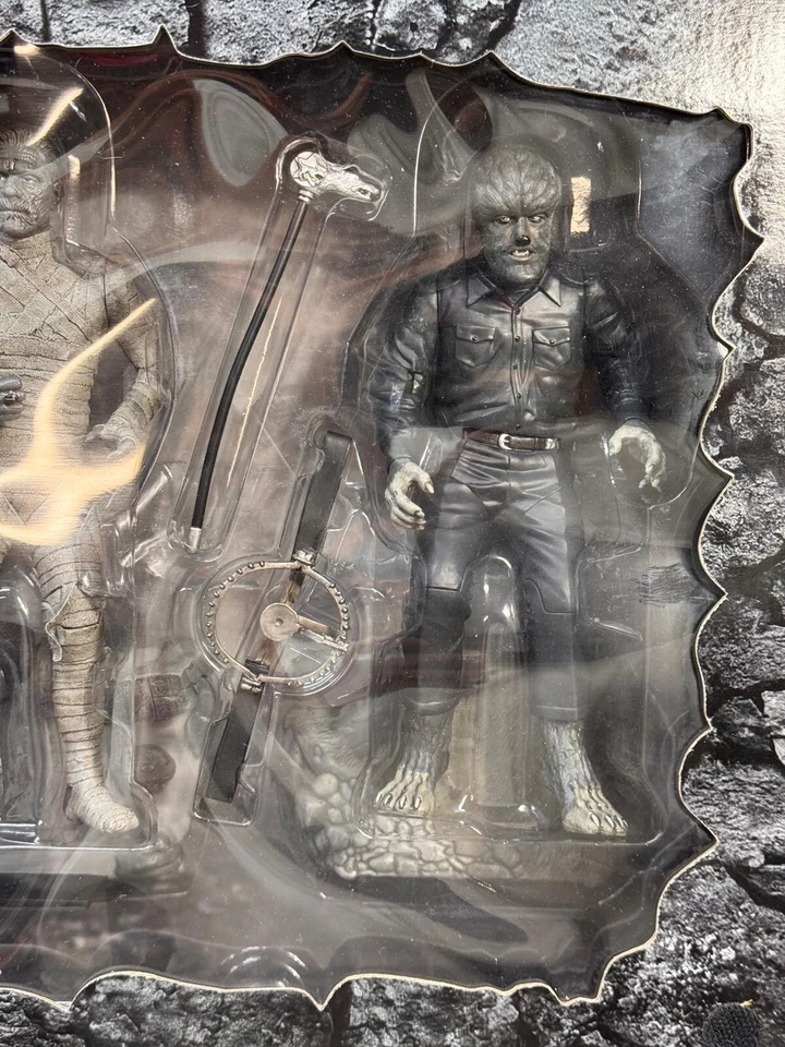 Sideshow Monsters Edición Pantalla Plateada Set Momia Wolfman Frankenstein Foto 4 de 4