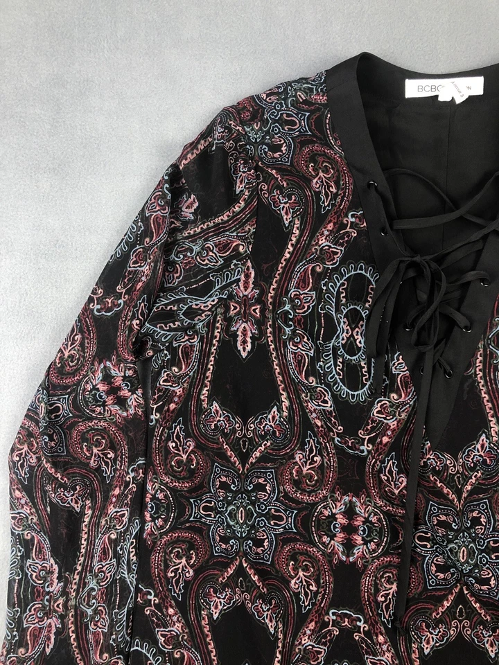 Vestido BCBGeneration Feminino Médio Preto Vestido Paisley Boho Manga Longa Balão - Imagem 3 de 4