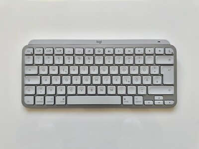 Logitech MX KEYS MINI for Mac Kabellose Tastatur Hellgrau QWERTZ Deutsch