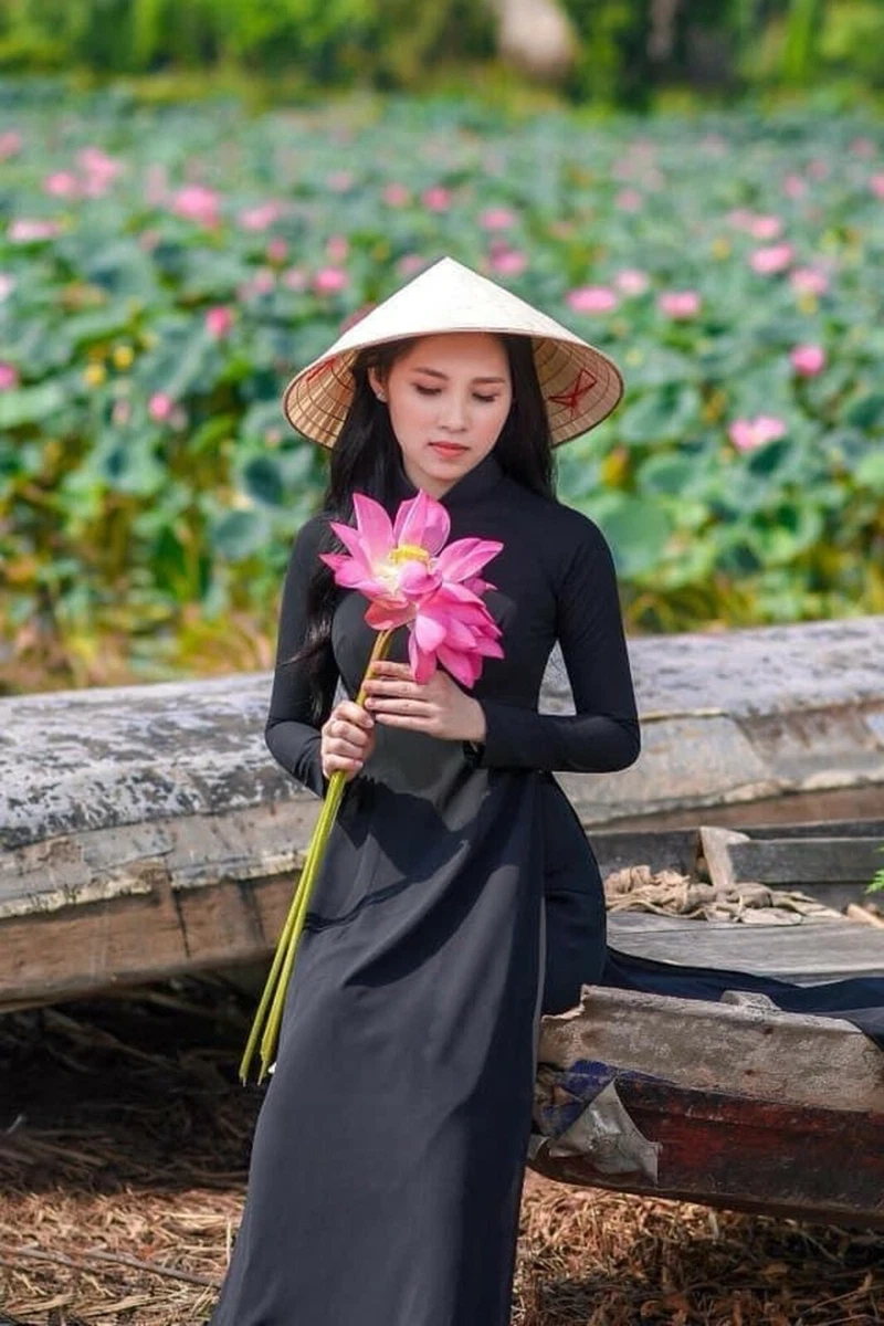 Black Ao Dai Vietnamese Lua My Silk Long Dress with Matching Pants G79 