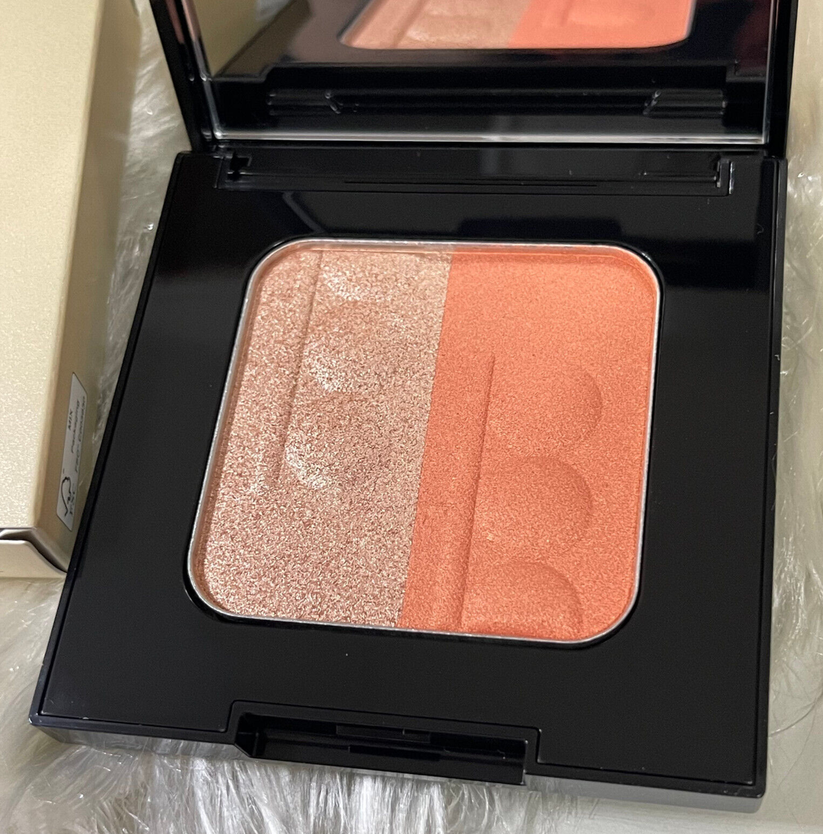 Shu Uemura Tasaki Nacre Highlighter Blush Duo Palette-Pearly