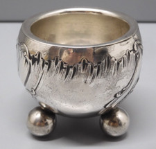 - ANCIEN BOUGEOIR lesté ( fourré ) repose sur 3 PIEDS BOULES Poinçon MINERVE   D