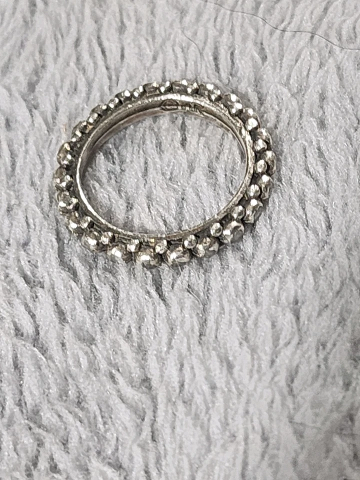 Banda de plata con cuentas vintage firmada por ANNE KLEIN. Talla 7 Foto 2 de 4