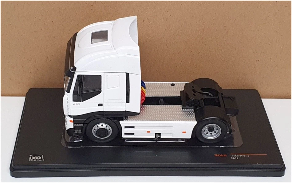 Ixo 1/43 Scale Diecast TR119.22 - 2012 Iveco Stralis Truck - White - Image 4 of 4