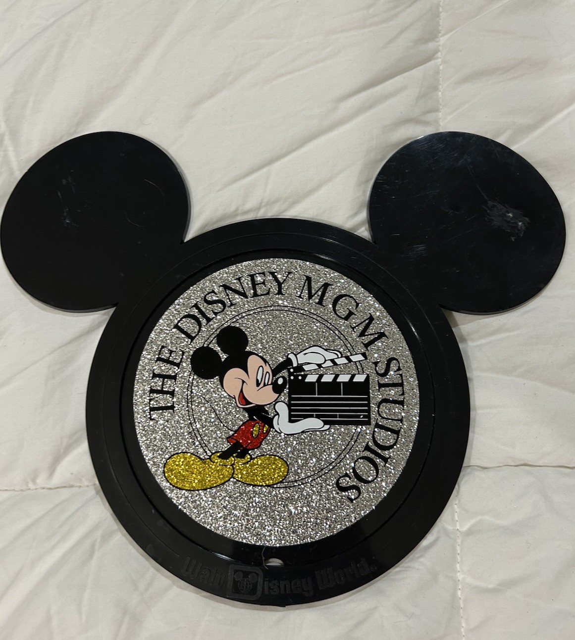 WALT DISNEY WORLD MGM STUDIOS VINTAGE SIGN MICKEY On Holograph Circle Flaw