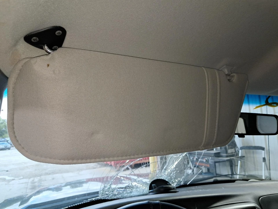 Used Front Right Door Interior Trim Panel fits: 2005 Ford Ranger Grade A Foto 4 de 4