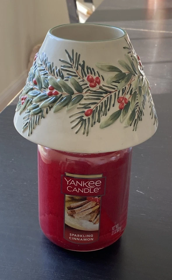 洋基蜡烛陶瓷阴影冬青松红色 3D 复古 4 英寸圣诞节 — 第 2/4 张图片