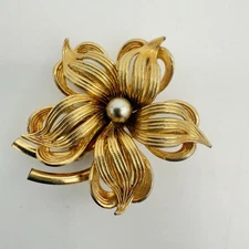 Vtg Forstner 1/20 12K Gold Filled Flower Brooch Pin Signed