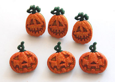 Glitter Pumpkins / Halloween Shank Buttons / Dress It Up Jesse James Co #4859