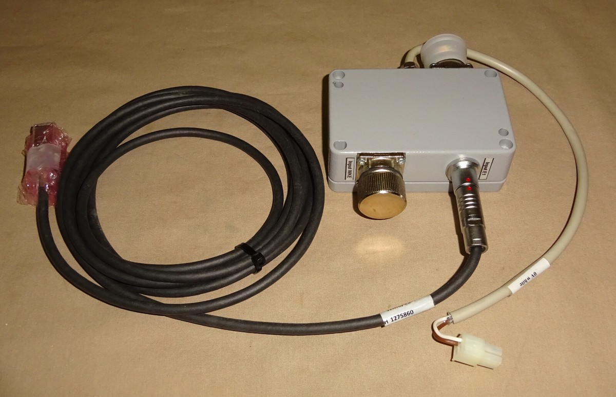 第一興商 DAM 電波式ワイヤレスレシーバー・DWR-1000/マイク/AC