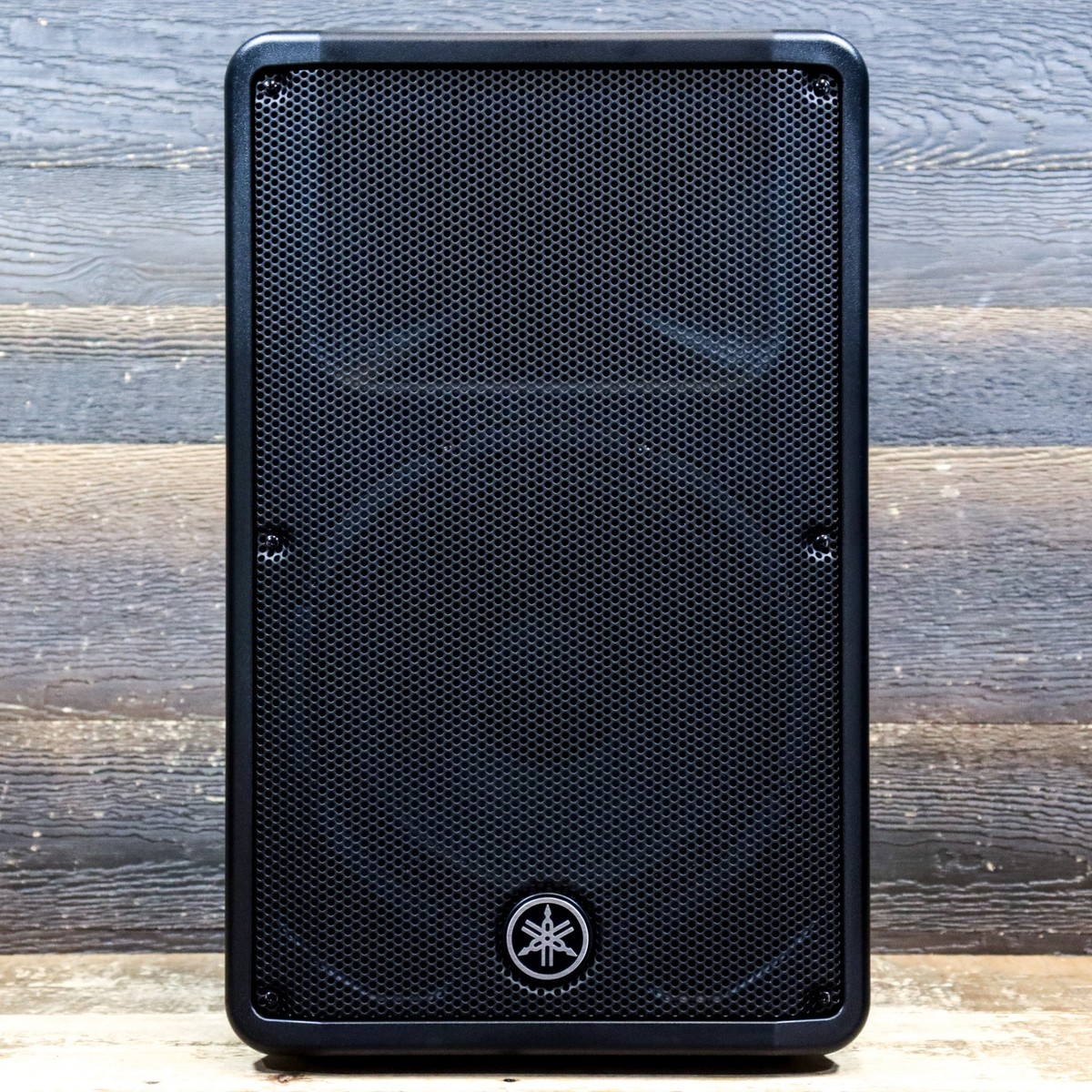 Yamaha DBR12 - 2-Way Bi-Amp Bass-Reflex Type 12