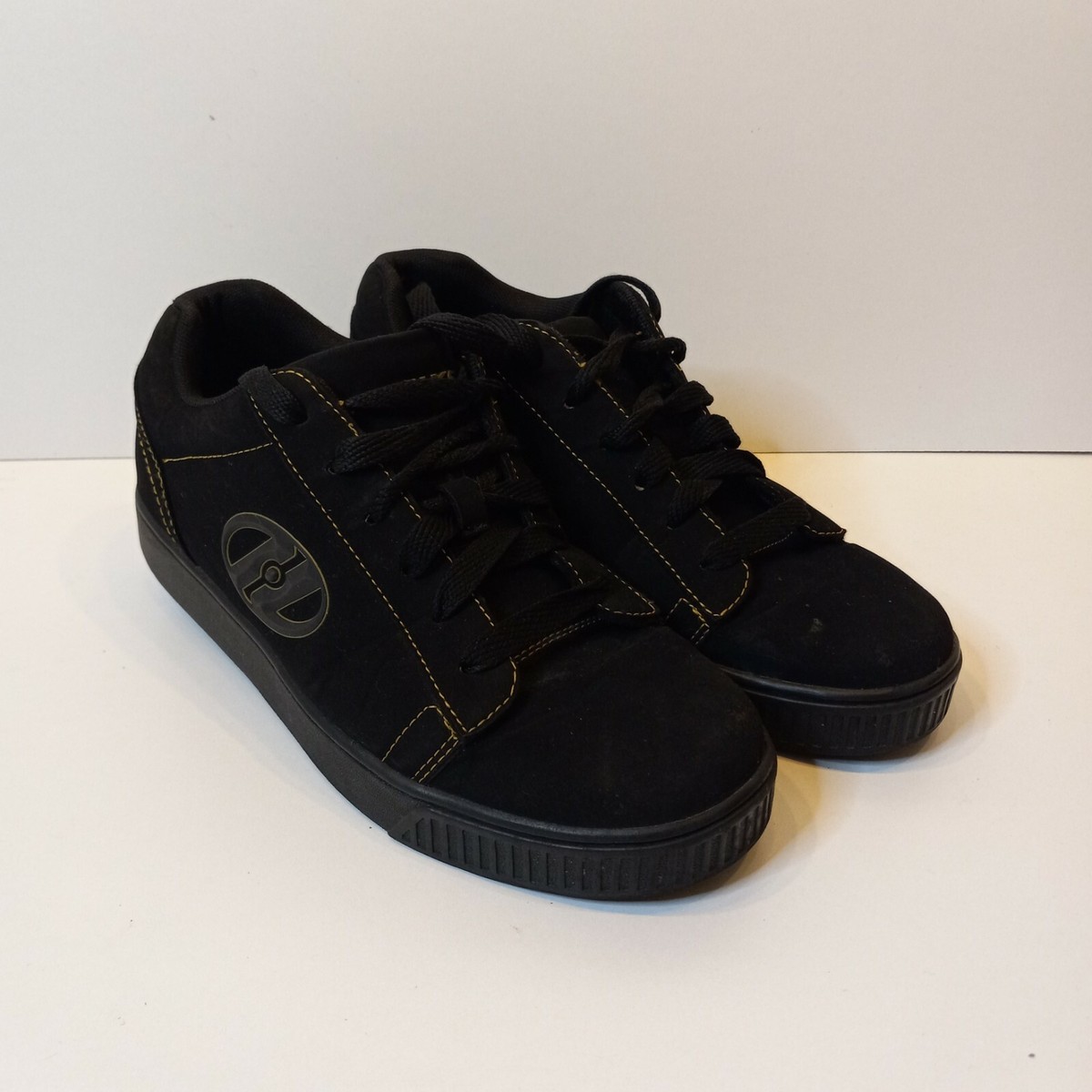 Heelys 7788 Black With Gold Stitching Skate Shoes Men's Size