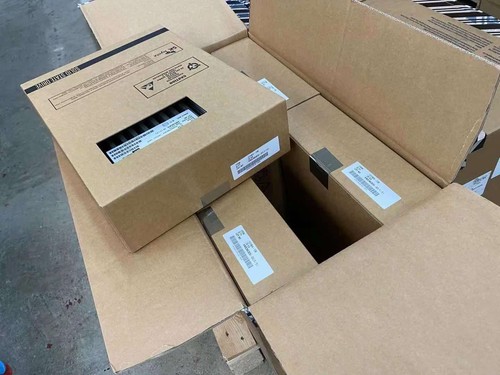 7.68TB SK hynix PE6011 U.2 HFS7T6GDUFEH-A430A SSD VK007680KWWFQ HPK2 7680GB PCIE - Picture 4 of 5