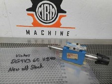 Vickers DG4V3-6C-UB40 Directional Control Valve New Old Stock