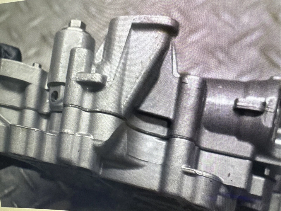 910 ENGINE OIL PUMP ASSEMBLY 21 CAN AM SPYDER F3-S F3 SE6 CAN-AM FREE SHIP - Image 4 of 4