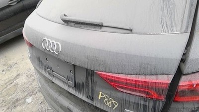 19 20 21 22 23 24 AUDI Q3 Trunk decklid hatch tailgate black 0E0E