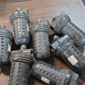 Wilkerson L30-06-000 Filter Assembly Compressed Air Filter Assemblies Lot