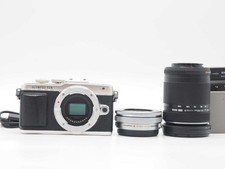 Olympus Olympus Pen Lite E-PL7 16.0MP Double Lens Kit Silver 19407 shots