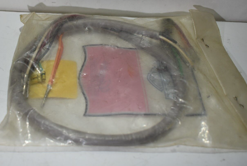 Harley-Davidson XLH/XLCH Right Handlebar Switch Wire Harness P/N 70078-75 H1 - Picture 2 of 3