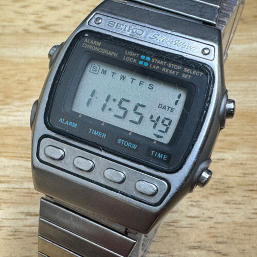 VTG Seiko Quartz Chrono Watch A547-5020 Men Silver Steel Digital ~ Button Issues