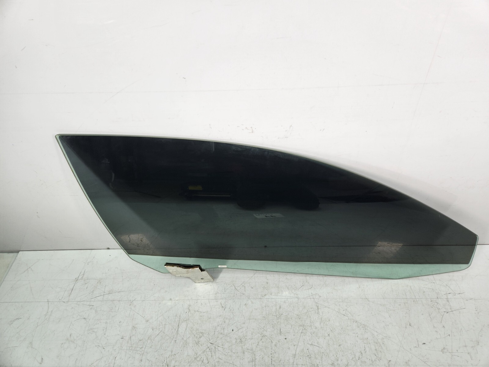 ✅ 11-16 OEM Ferrari FF Front Right Passenger Side Door Window Glass Tinted