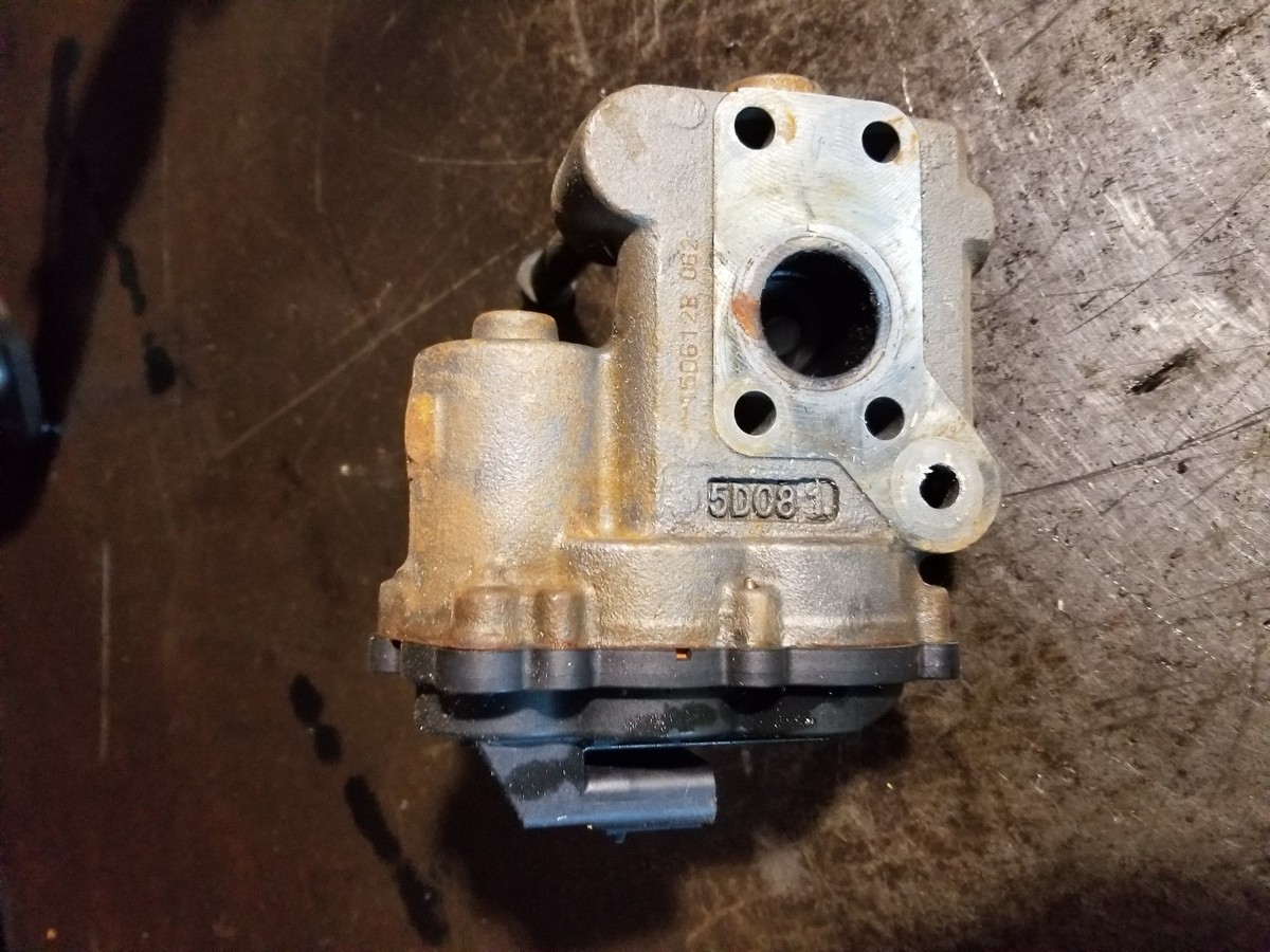 NISSAN TITAN XD EGR EXHUAST RE-CIRCULATION VALVE 14710-EZ49ARE