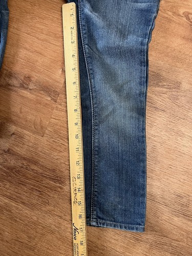 Levis Brand ~ Denim Blue Jeans ~ Bootcut ~ Size 5 Skinny~ Girls - Picture 11 of 11
