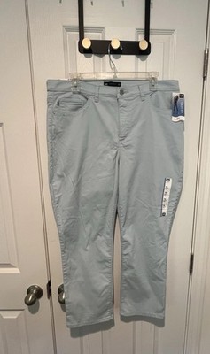 Lee Womens Easy Fit Cameron Stretched Crop Cuffed Capri Jeans 16 Medium SKY BLUE