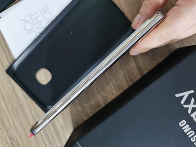 Samsung Galaxy S7 edge - 32 GB - Black Onyx (Unlocked) for sale