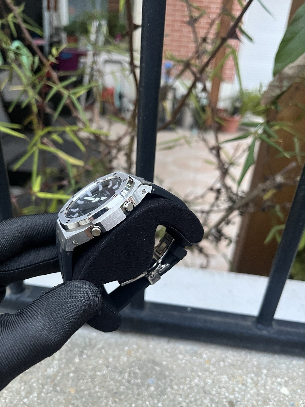 G-Shock Custom Ap Mod Montre Quartz 44mm Boîtier Acier Noir et Lunette Argent - 2