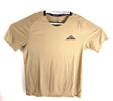 Nike Dri-FIT Trail Solar Chase Running Shirt Khaki Men`s Size Medium  DV9305-247