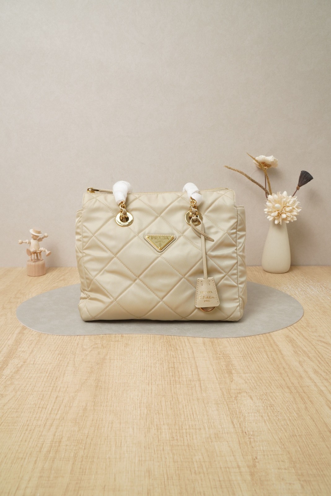 Prada 1978 Shoulder Bag Small Beige Gold Nylon/Dustbag/Leather Tag thumbnail 9