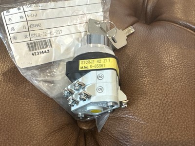 NEW Todensha STCRJ2 42 Z17 Cam Key Switch 4-Position AC600V 20A
