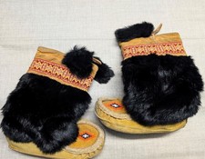 vintage MOCCASINS handcrafted 6 suede NATIVE AMERICAN INDIAN boots TRADING POST