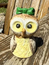 Vintage Female Green Bow OWL BELL JSNY Taiwan Ceramic Collectible