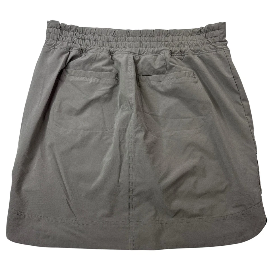 Saia Athleta Feminina Tamanho 6T 6 ALTA Chelsea Cargo Skort Malha Interior Taupe - Imagem 2 de 4